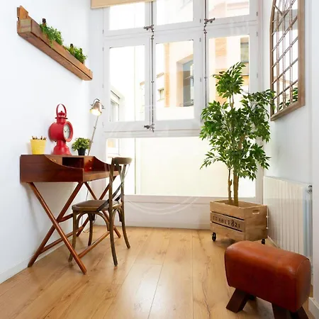 Moderno En Eixample 아파트 *