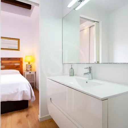 Moderno En Eixample アパート