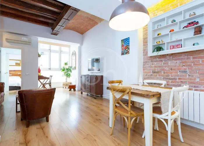 Moderno En Eixample *